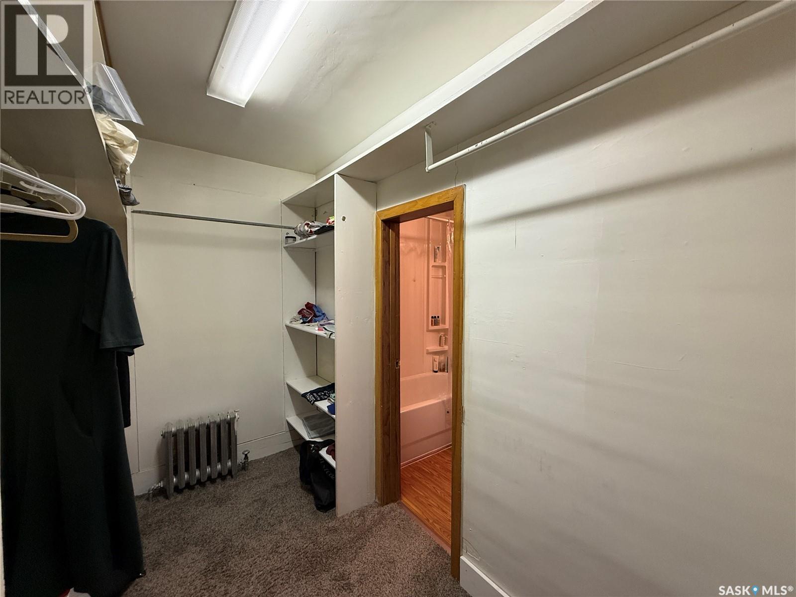 475 MAIN STREET - 23