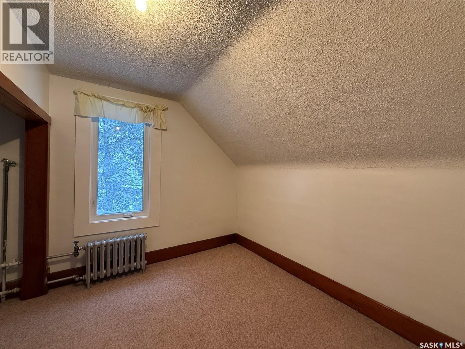 475 MAIN STREET - 36