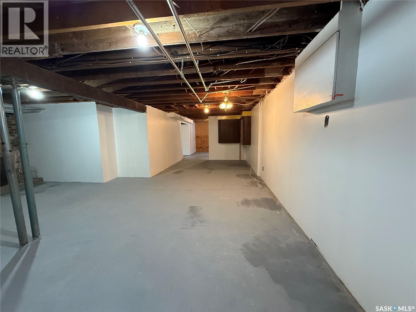 475 MAIN STREET - 42