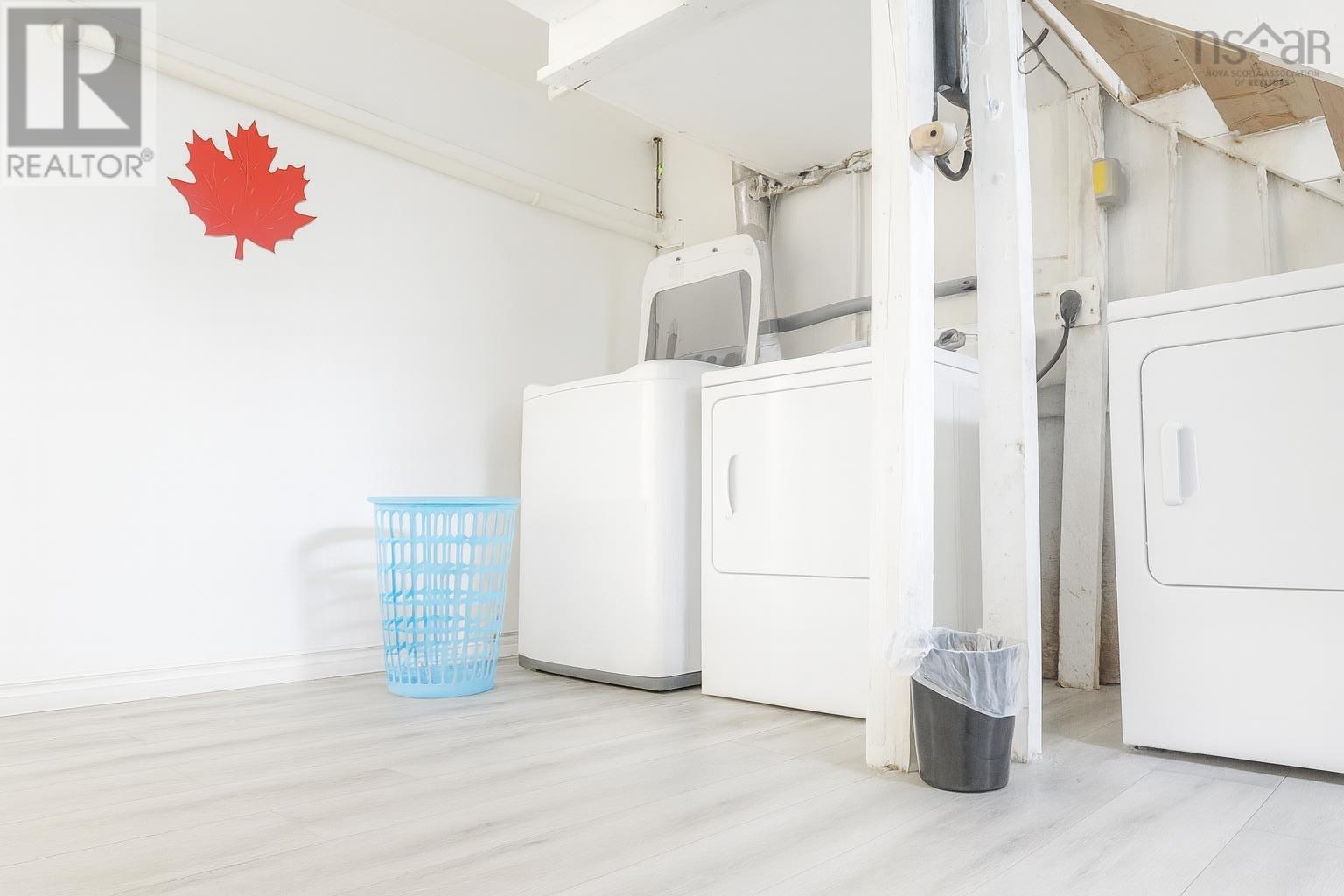 Property 8 of 28 of 32 Common Street