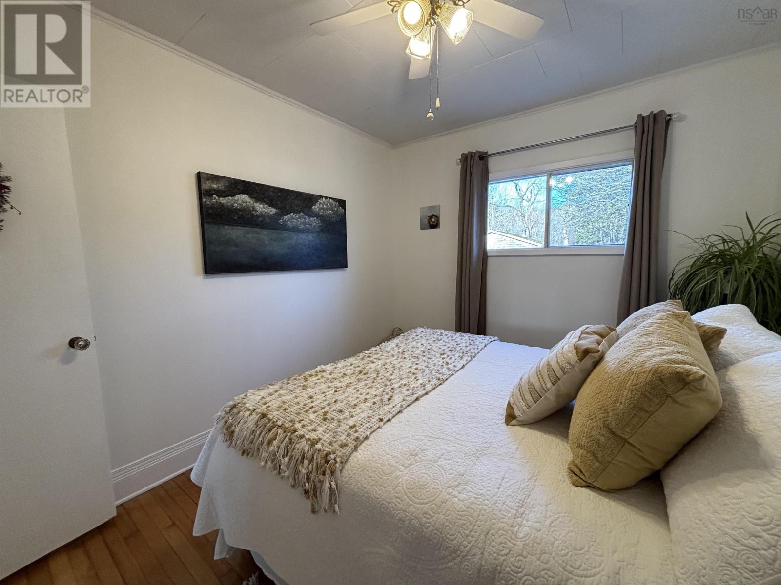 Property 27 of 48 of 13442 Highway 3