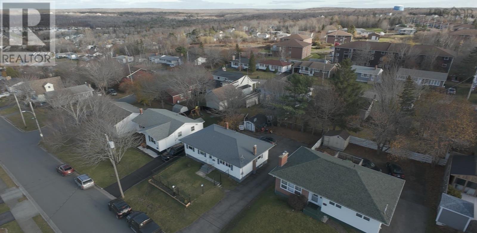 Property 25 of 28 of 32 Common Street