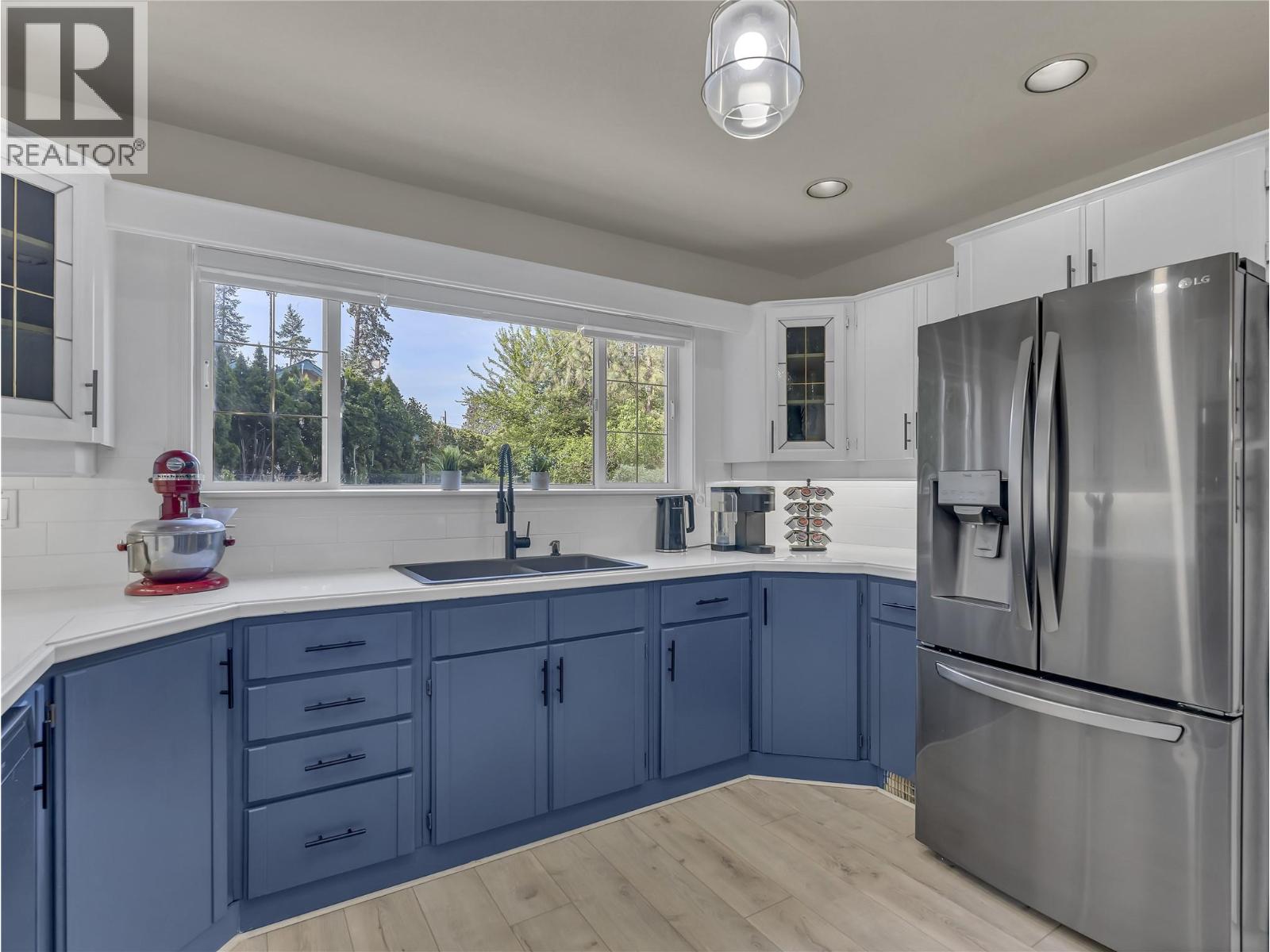 3257 JUNIPER Drive, Naramata