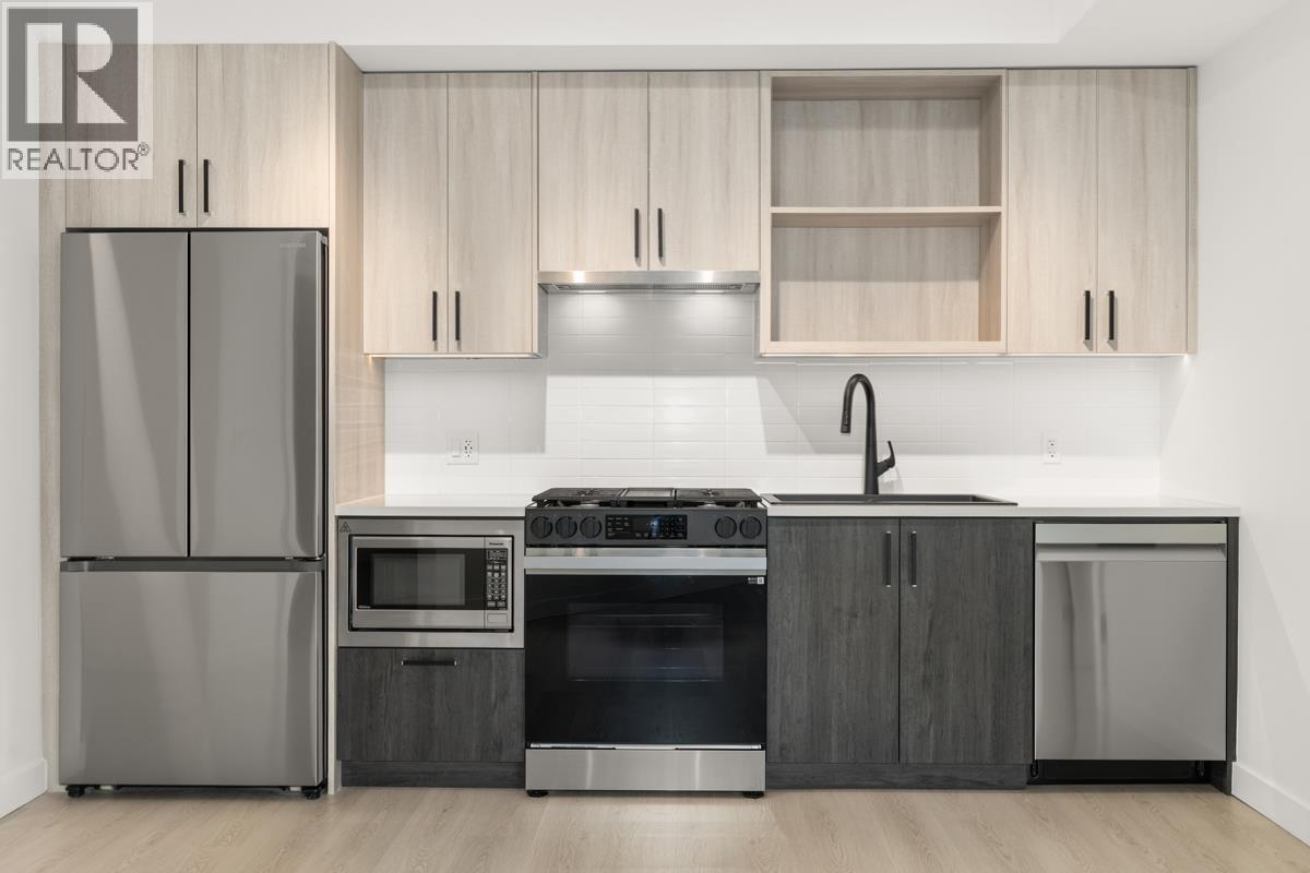 303 1100 CLARKE ROAD, Port Moody