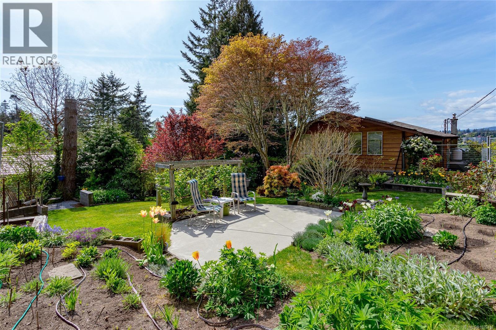  6510 Thornett Road, Sooke