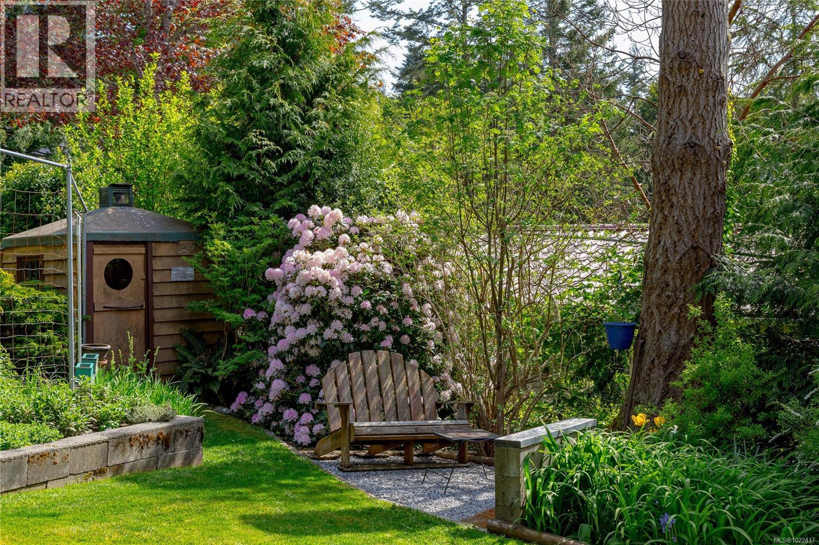  6510 Thornett Road, Sooke