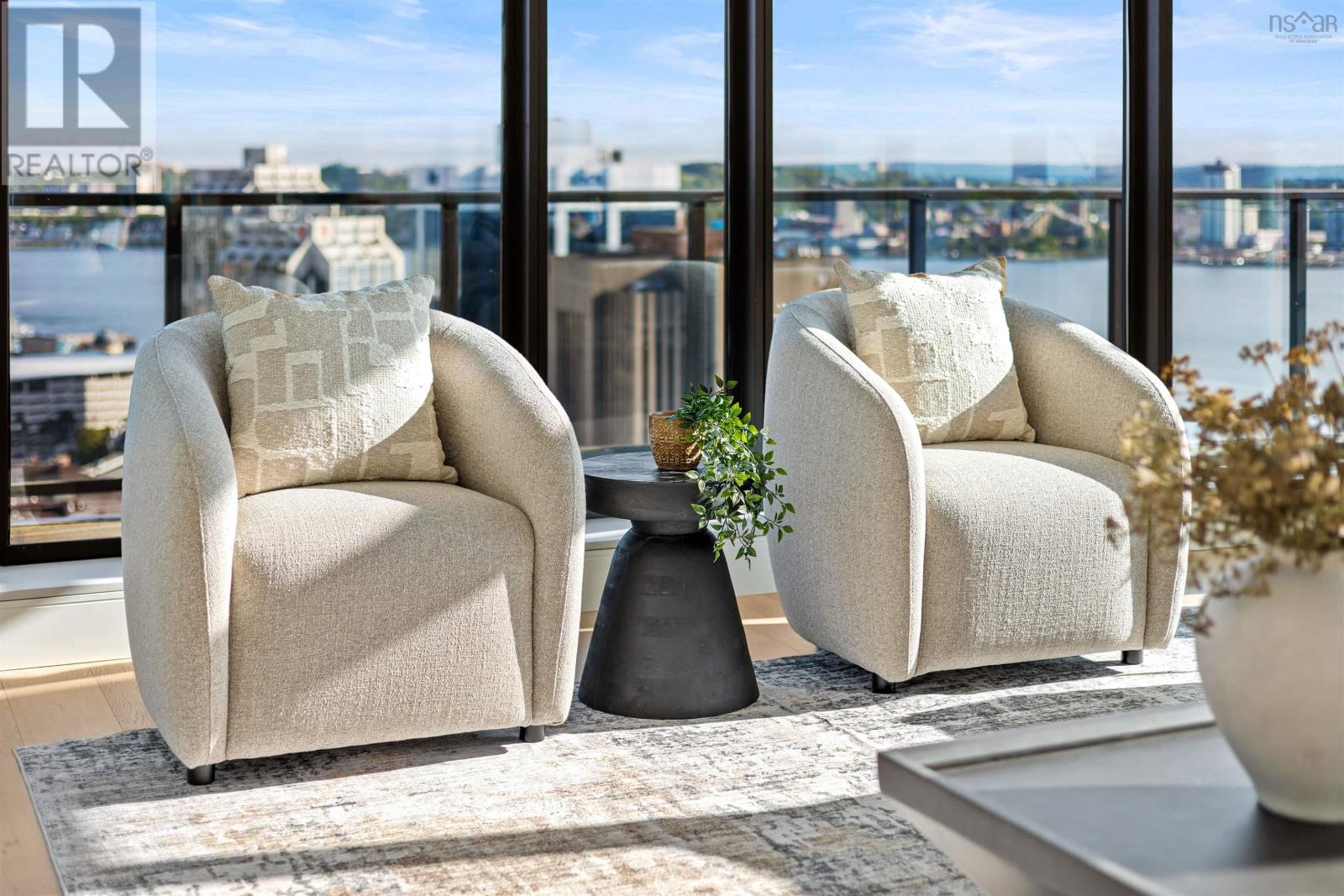 Property 6 of 51 of 2302 1650 Granville Street