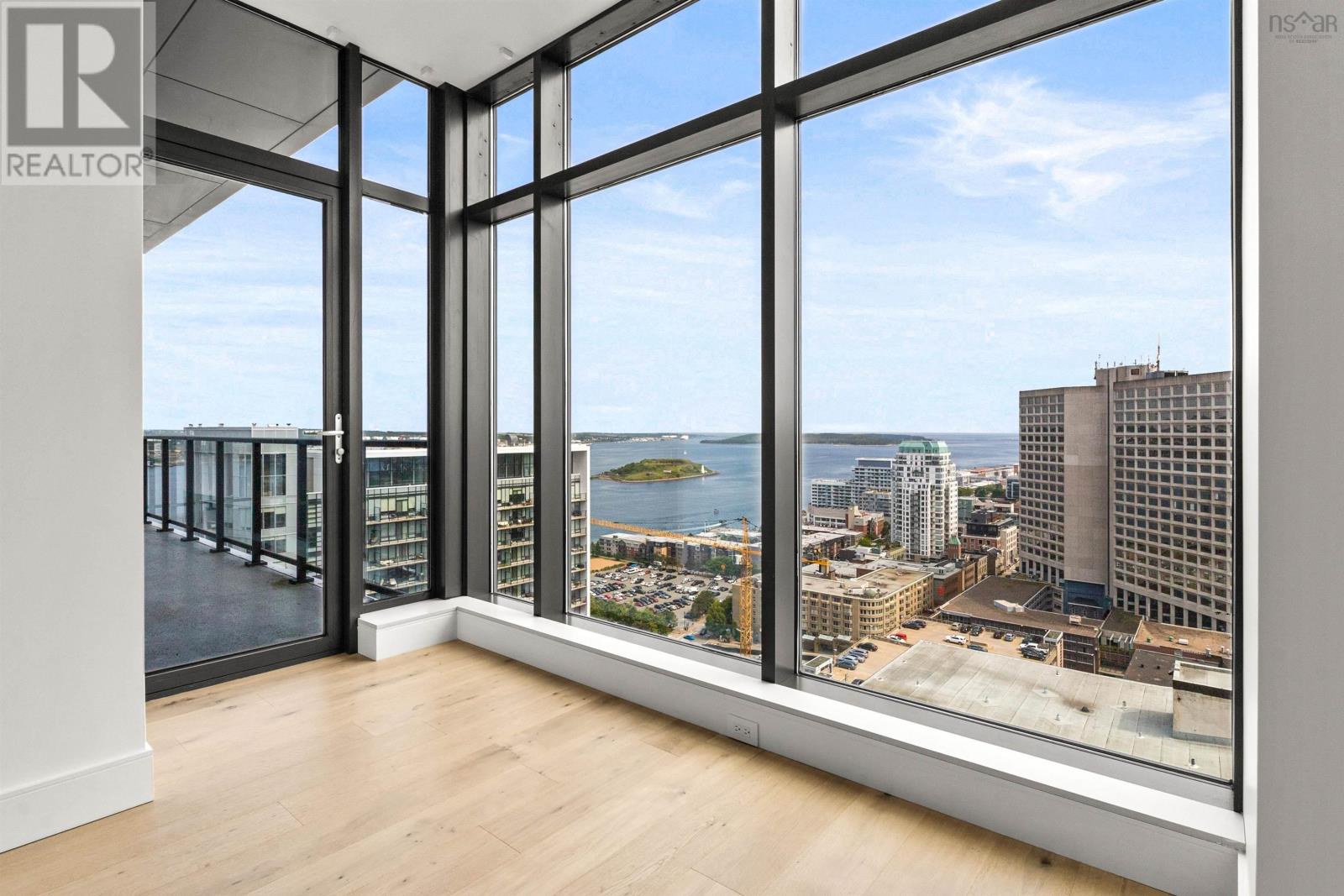 Property 14 of 49 of 2303 1650 Granville Street