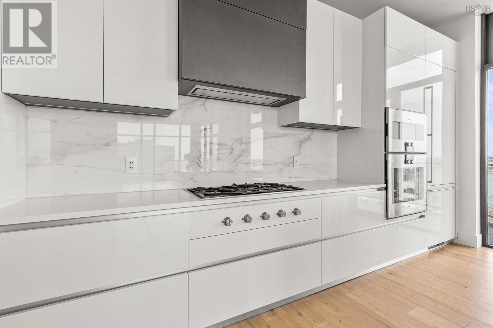 Property 6 of 49 of 2303 1650 Granville Street