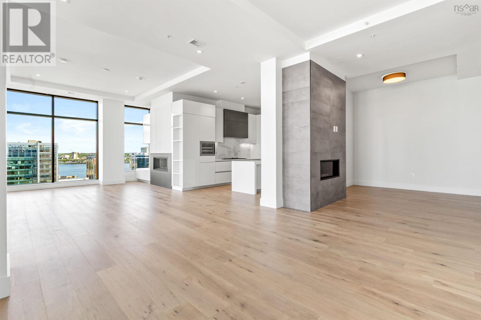 Property 8 of 50 of 2301 1650 Granville Street