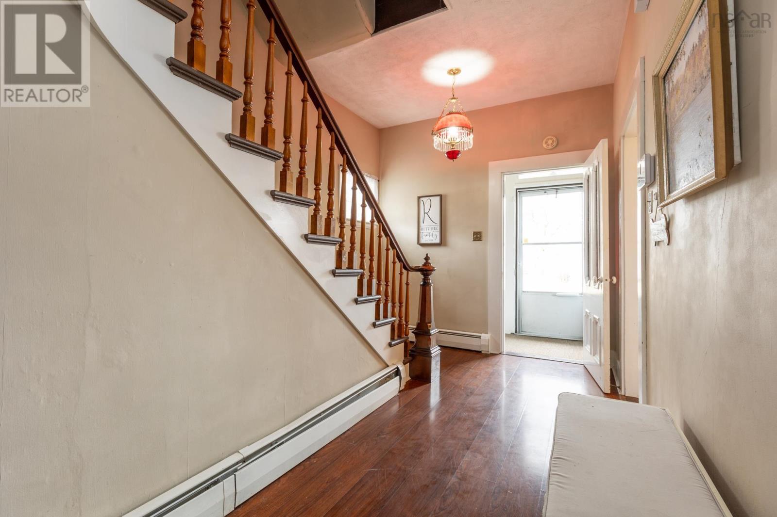 Property 40 of 45 of 22 Baker Street