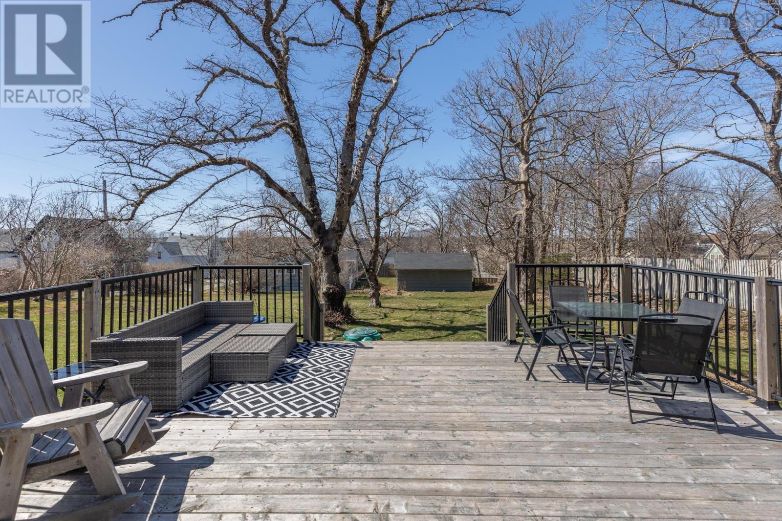 Property 44 of 45 of 22 Baker Street