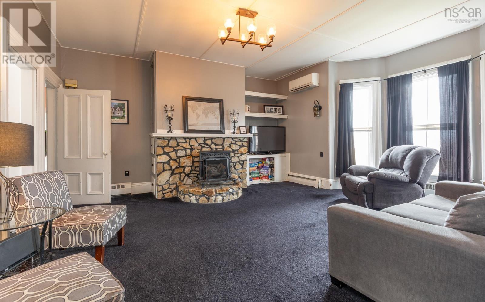 Property 42 of 45 of 22 Baker Street