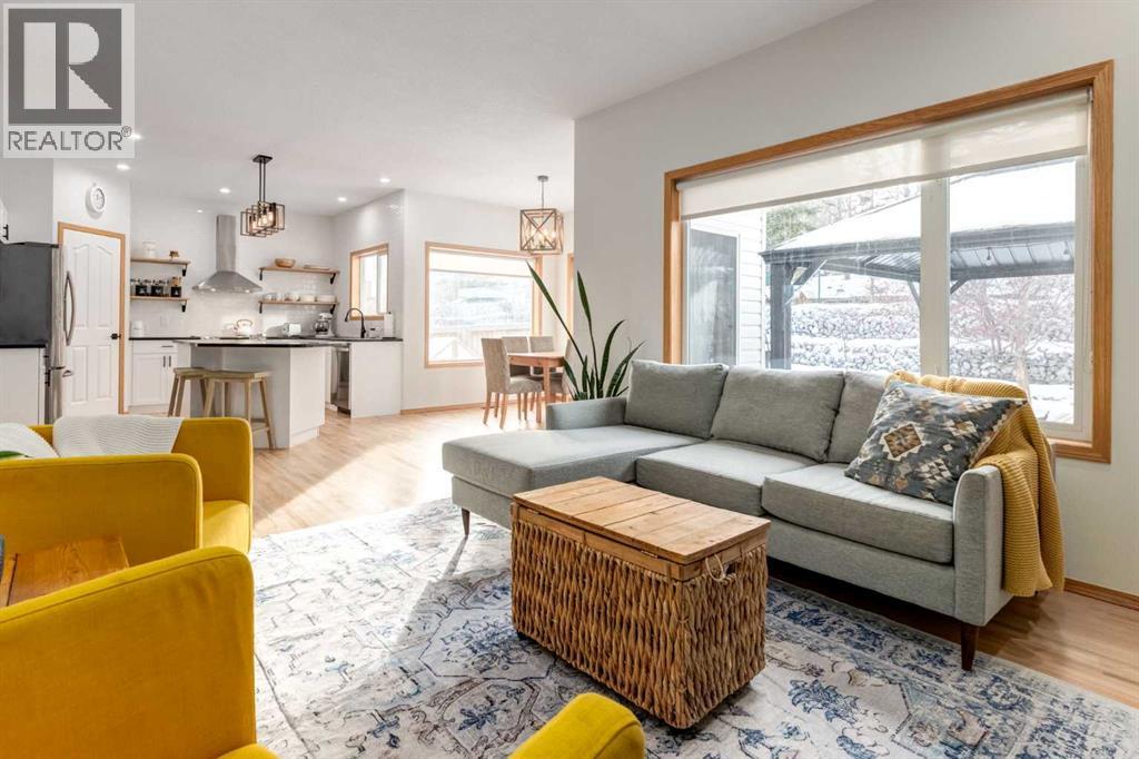 13 Bow Ridge Link, Cochrane