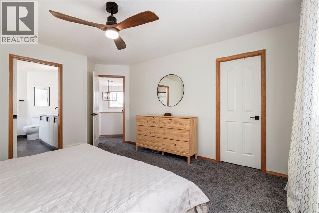 13 Bow Ridge Link, Cochrane