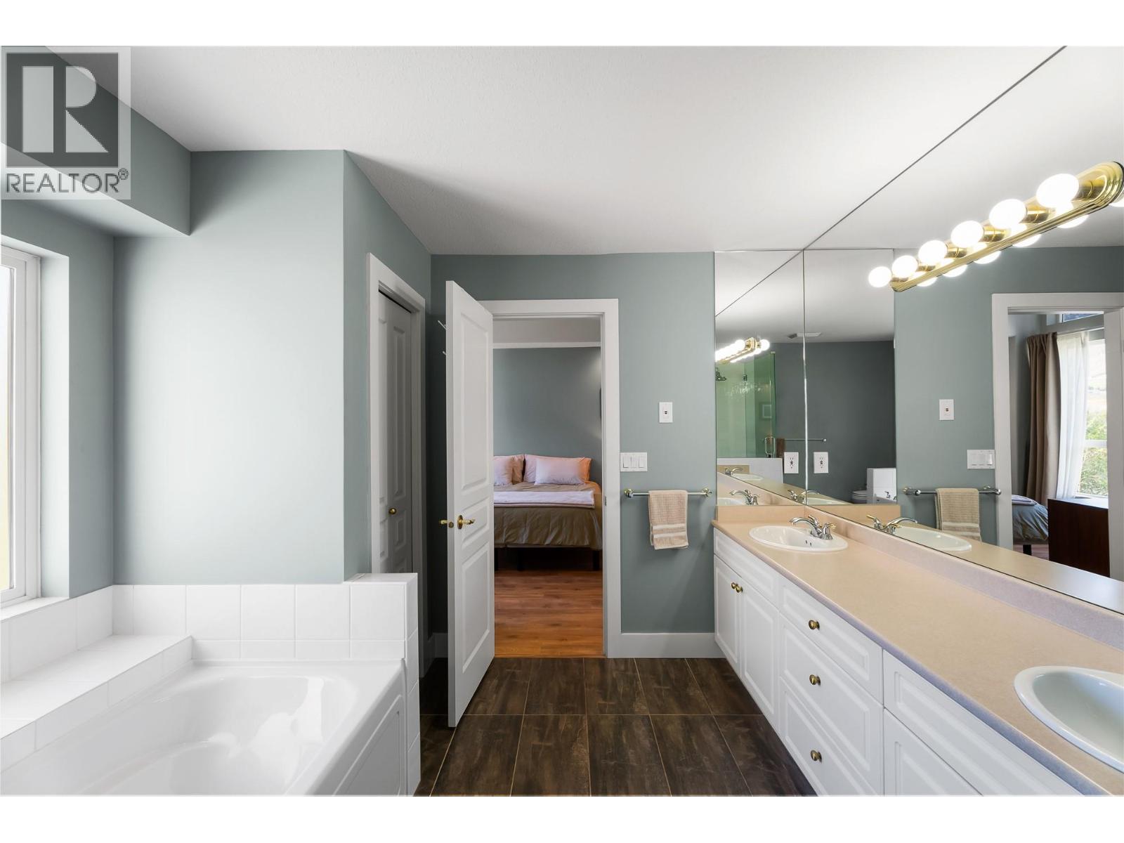 900 LORNE Street Unit# 5, Kamloops