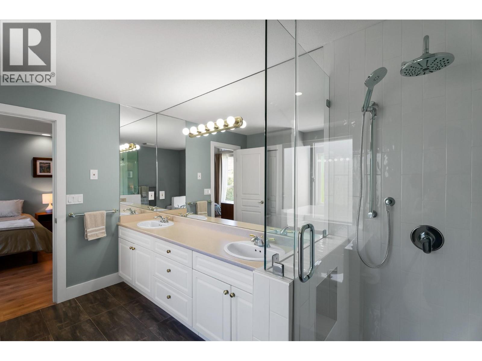 900 LORNE Street Unit# 5, Kamloops