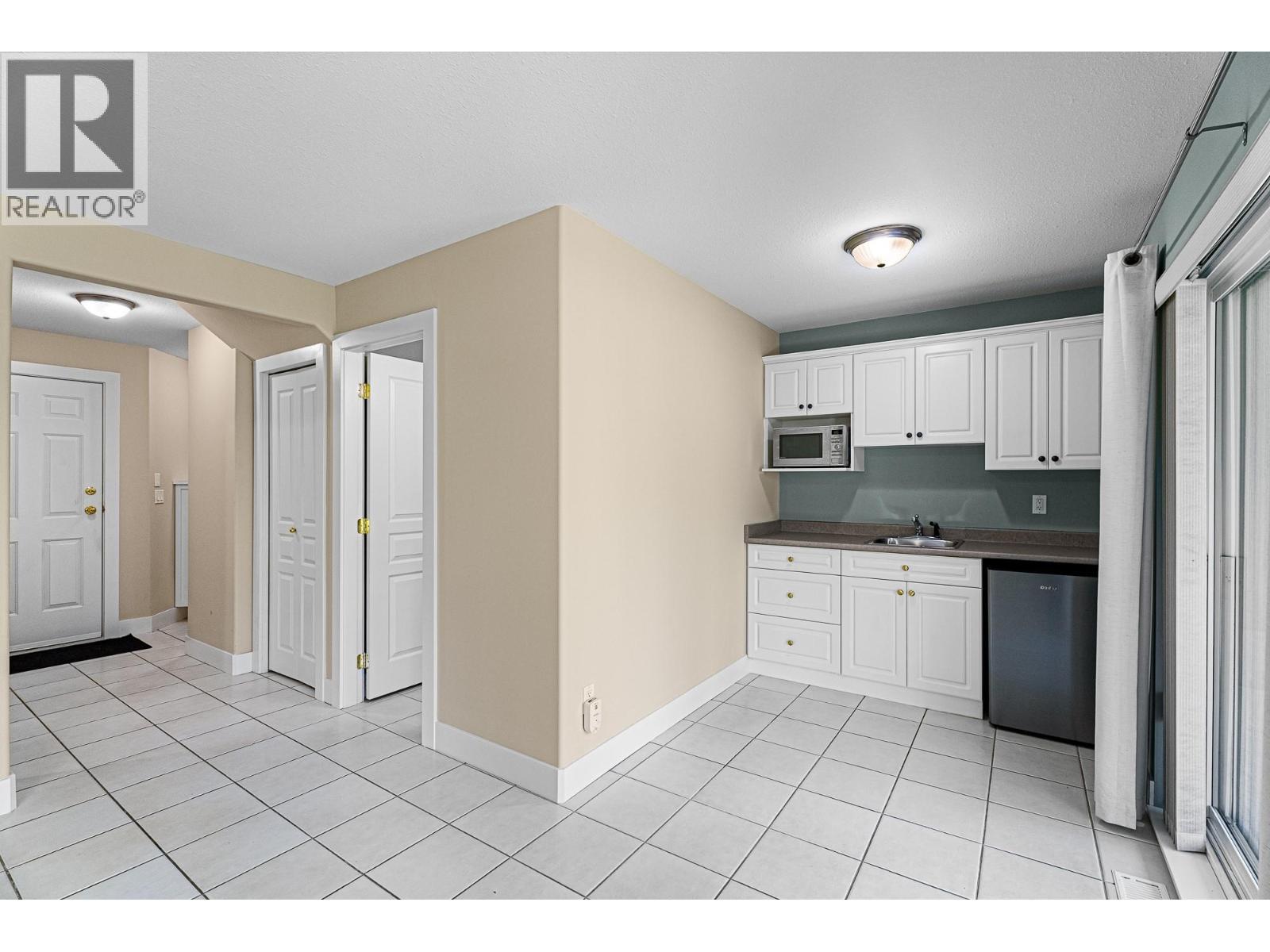 900 LORNE Street Unit# 5, Kamloops