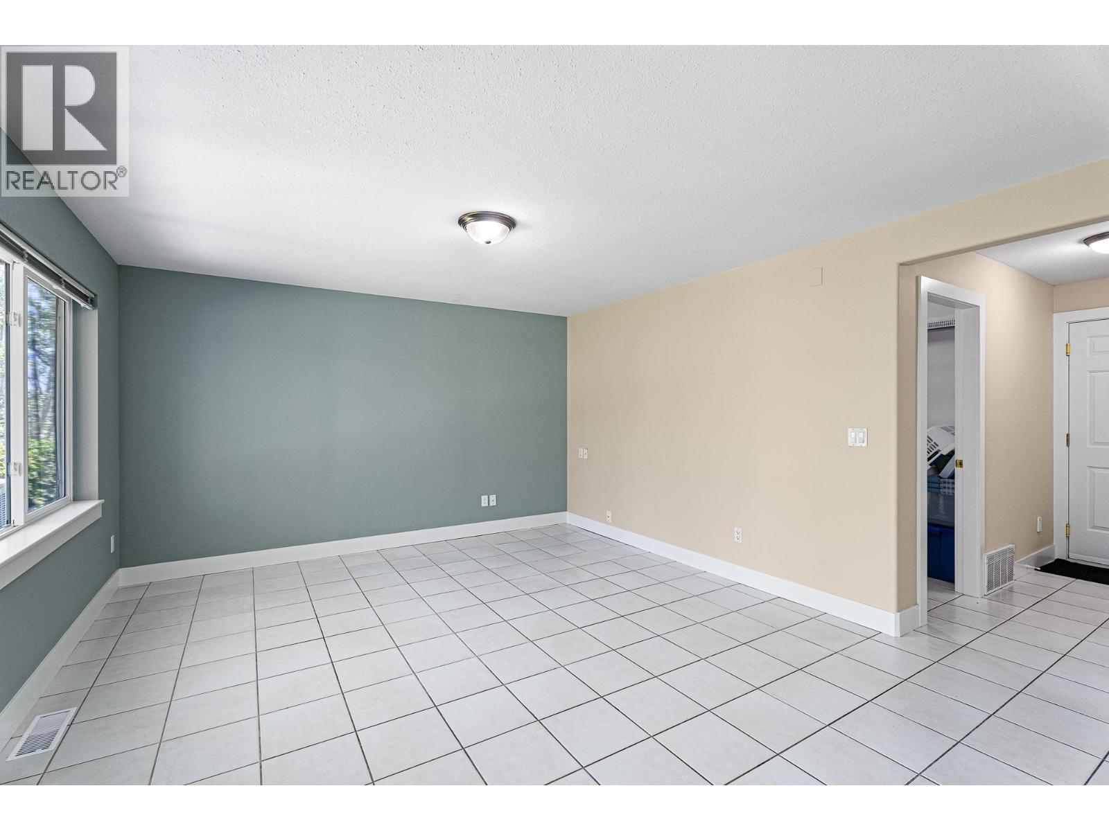 900 LORNE Street Unit# 5, Kamloops