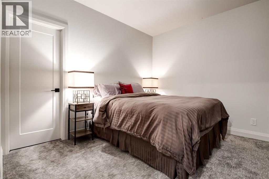 Single Family House for Sale in   Avenue SW South Calgary Calgary 