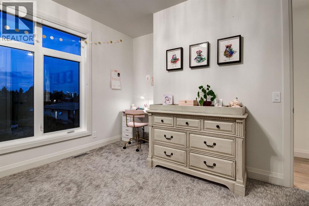 Single Family House for Sale in   Avenue SW South Calgary Calgary 