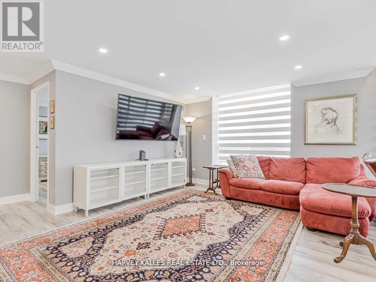 #509 5785 YONGE STREET - 10