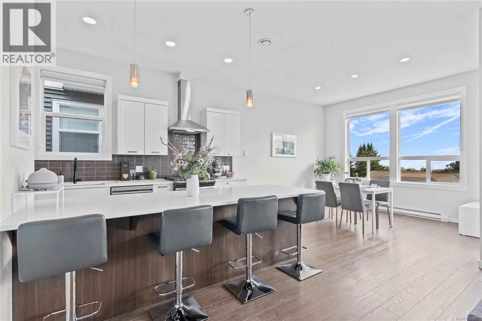 5147 Dunn Pl, Nanaimo