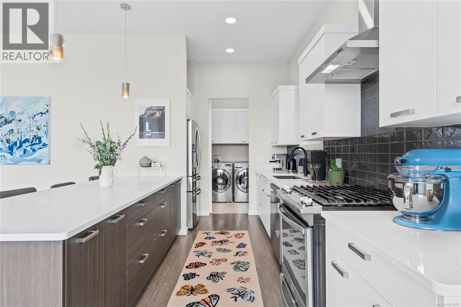 5147 Dunn Pl, Nanaimo