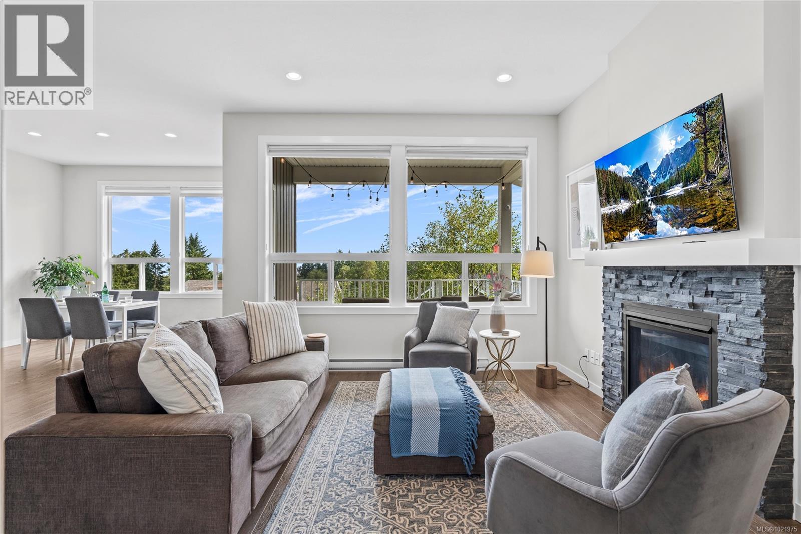 5147 Dunn Pl - 2
