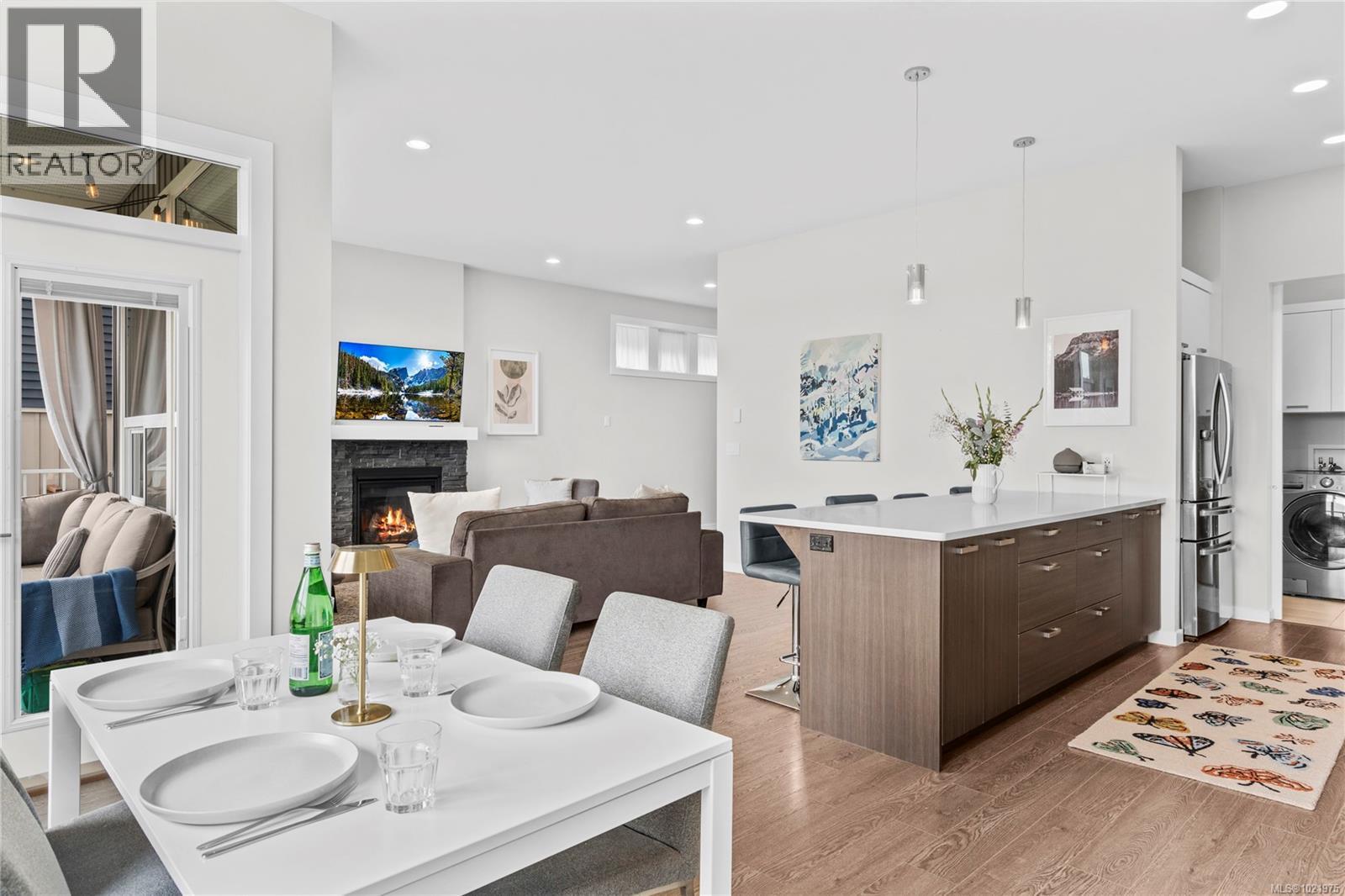 5147 Dunn Pl, Nanaimo