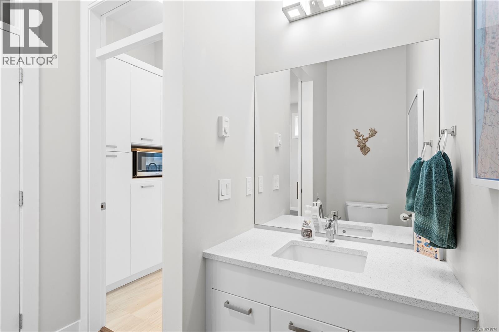 5147 Dunn Pl, Nanaimo