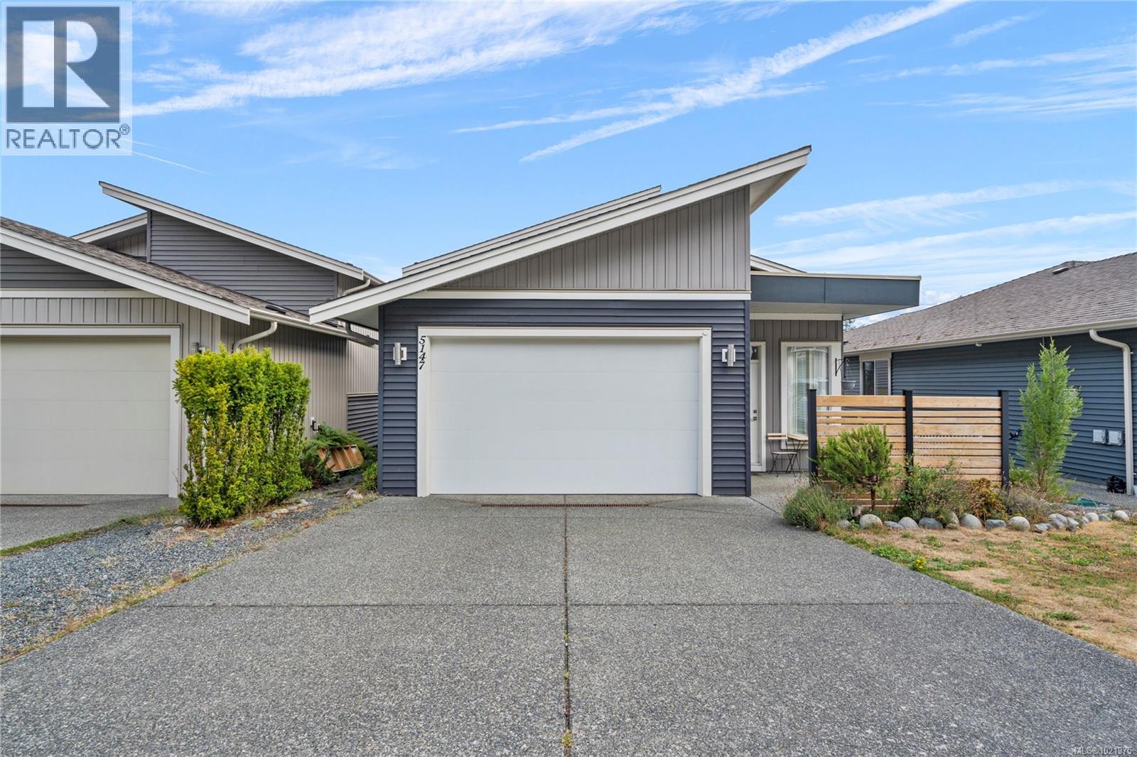 5147 Dunn Pl, Nanaimo