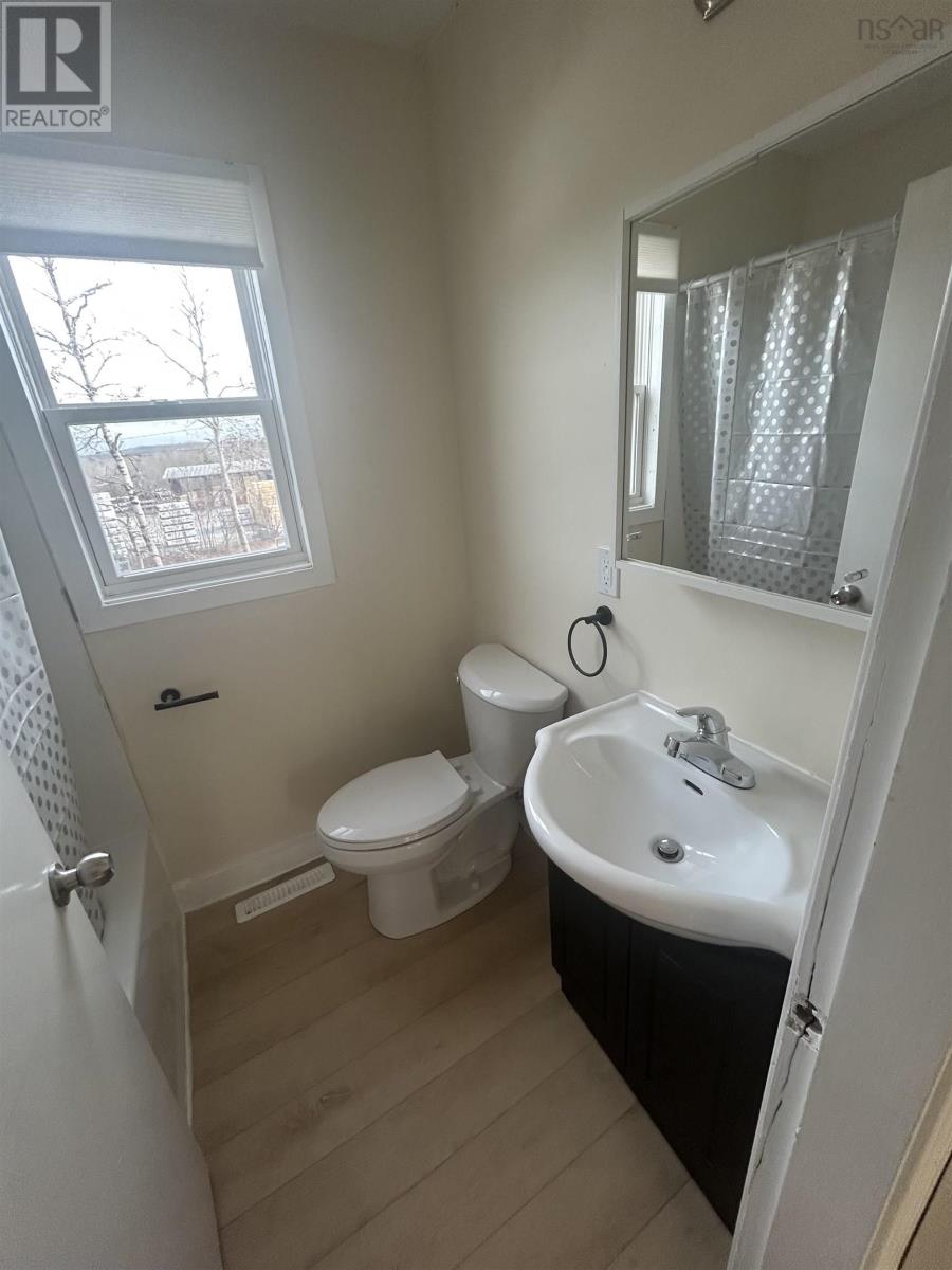 Property 6 of 11 of 721 Highway 2