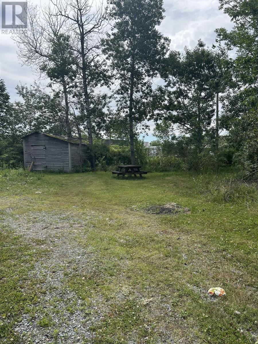 Property 3 of 11 of 721 Highway 2