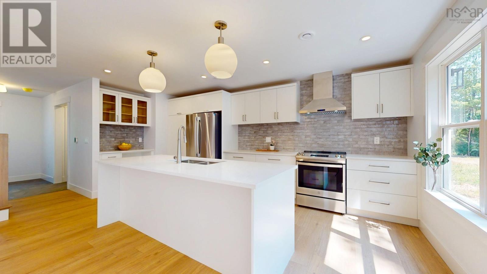 Property 8 of 49 of 868 Newtonville Road