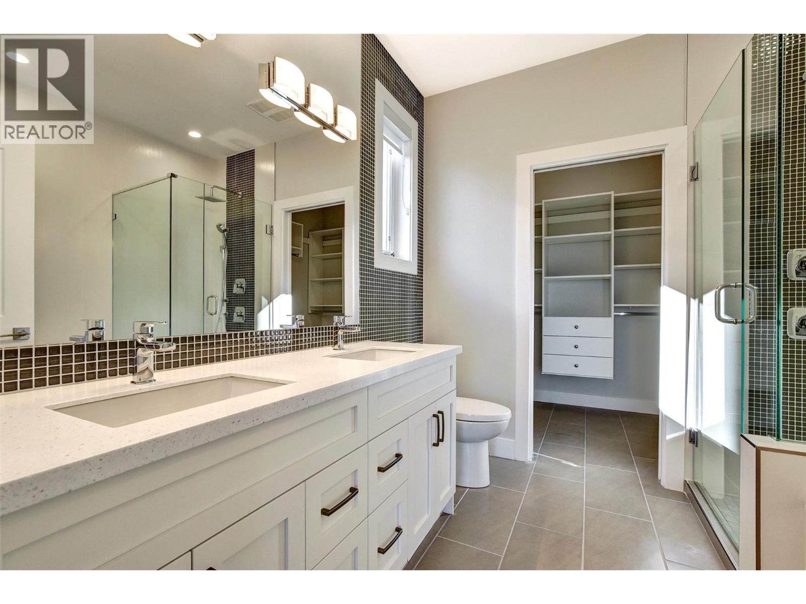 1051 Aurora Heights, West Kelowna