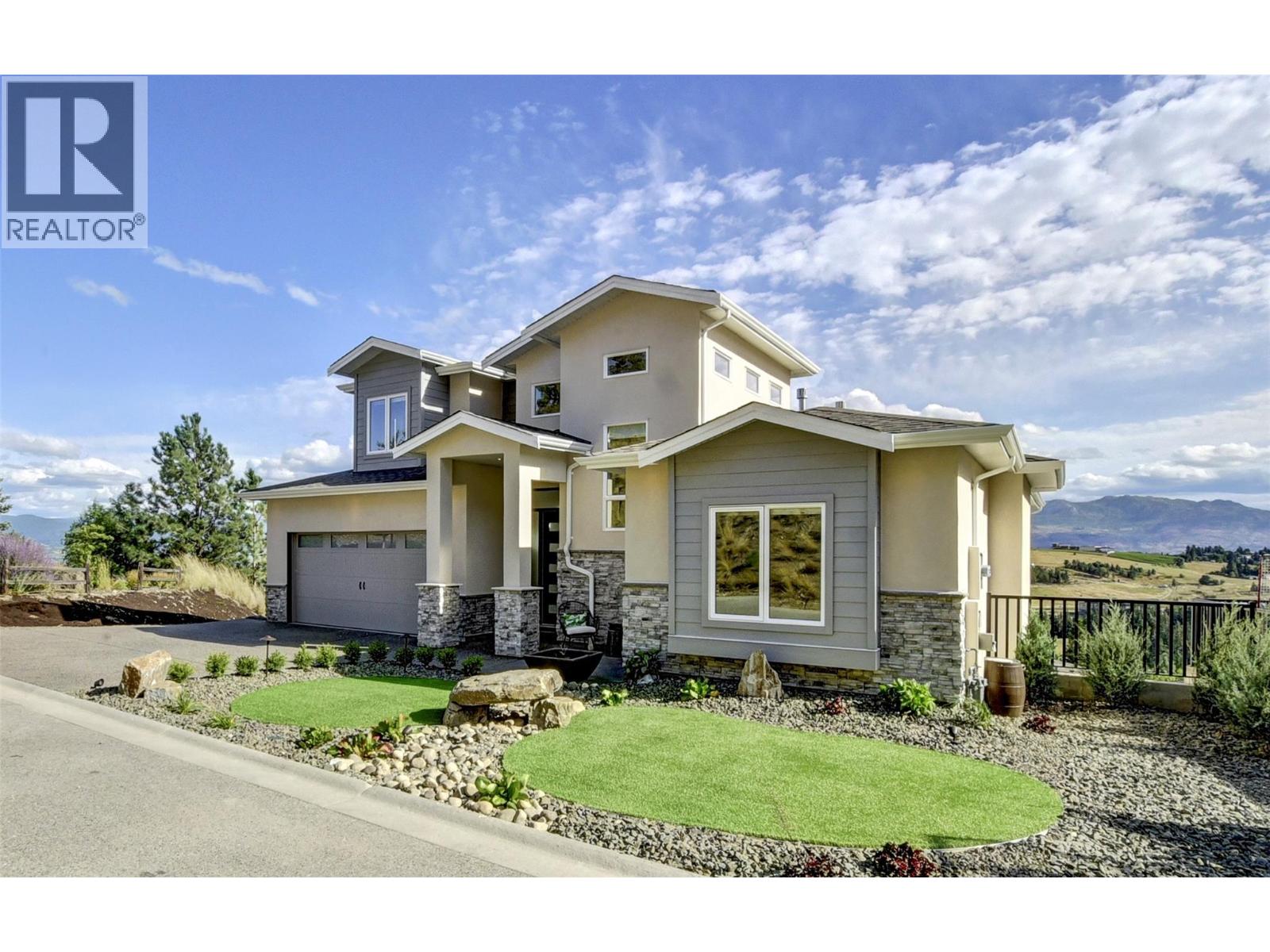 1051 Aurora Heights - 2