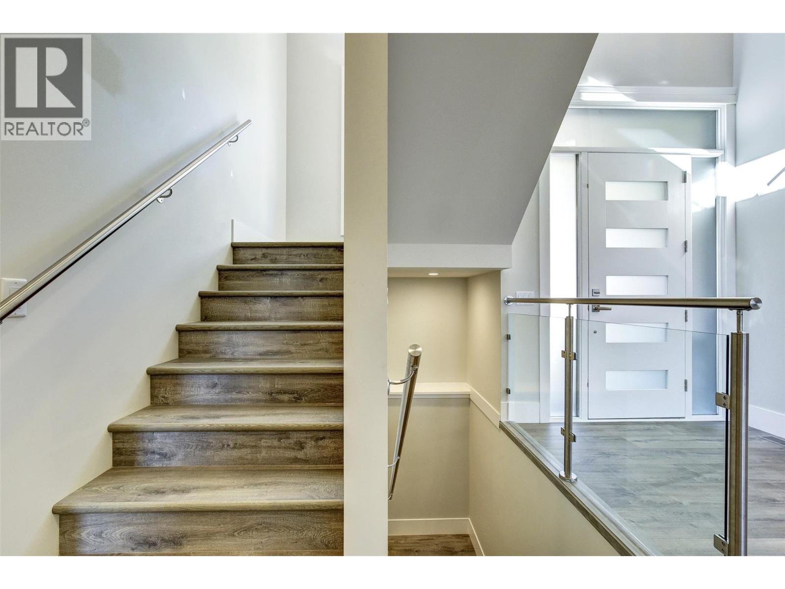 1051 Aurora Heights, West Kelowna