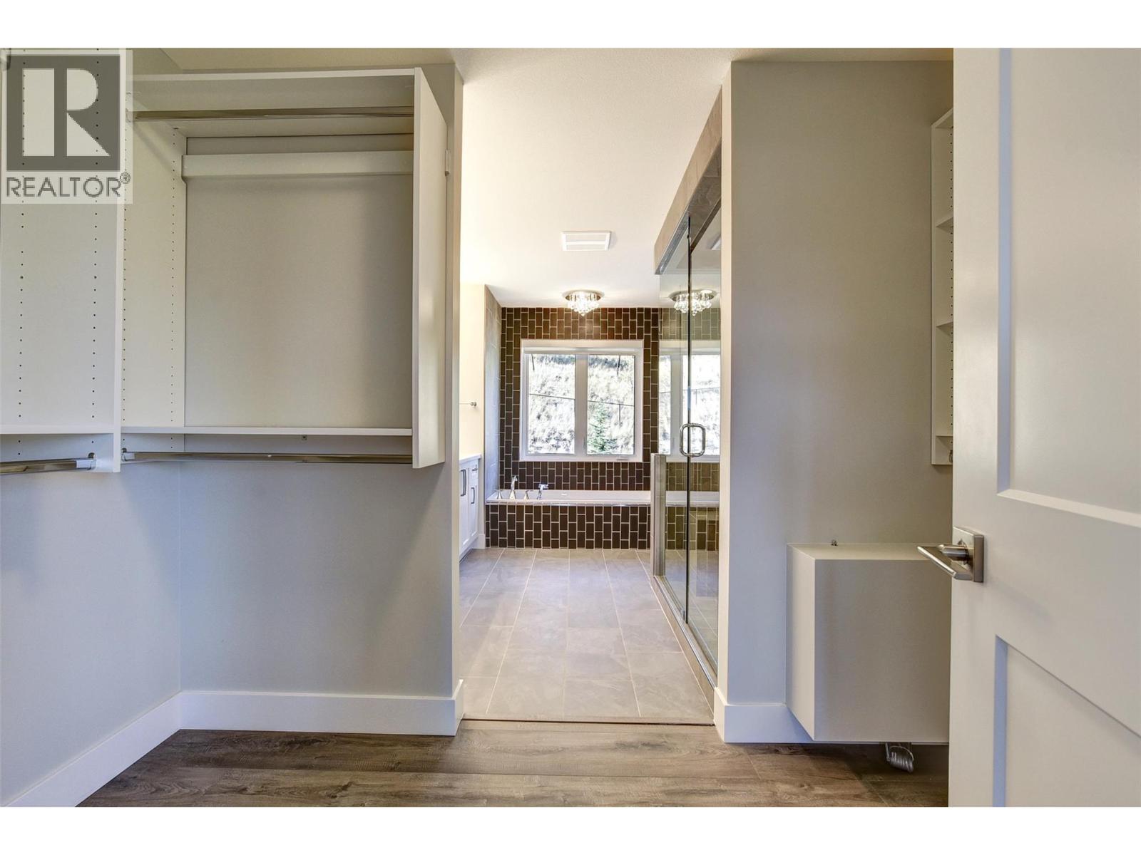 1051 Aurora Heights, West Kelowna