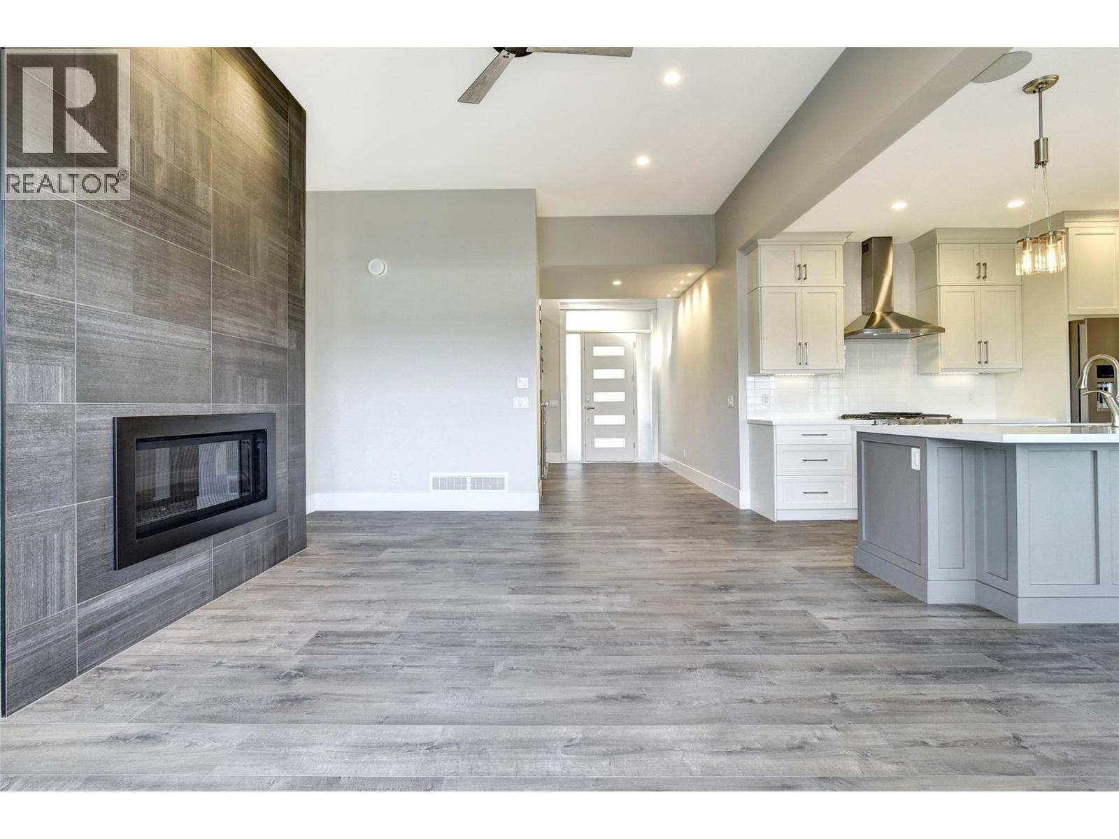 1051 Aurora Heights, West Kelowna