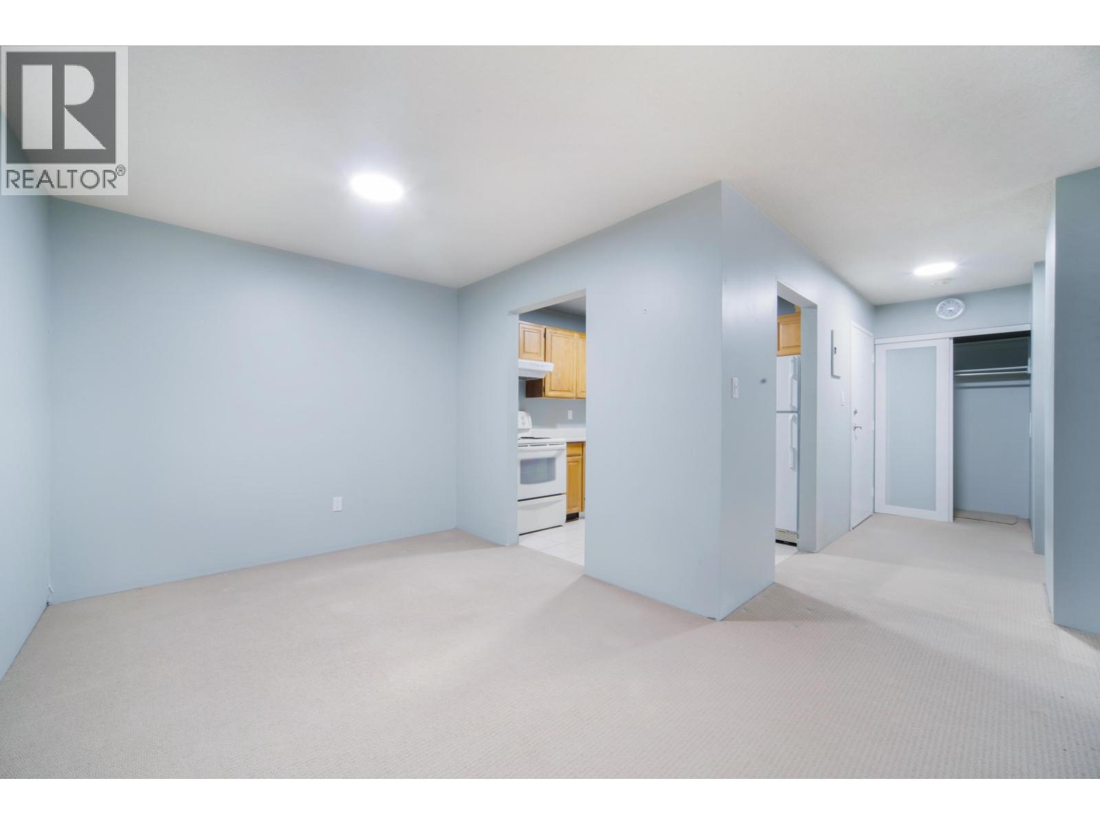 320 1385 DRAYCOTT ROAD, North Vancouver