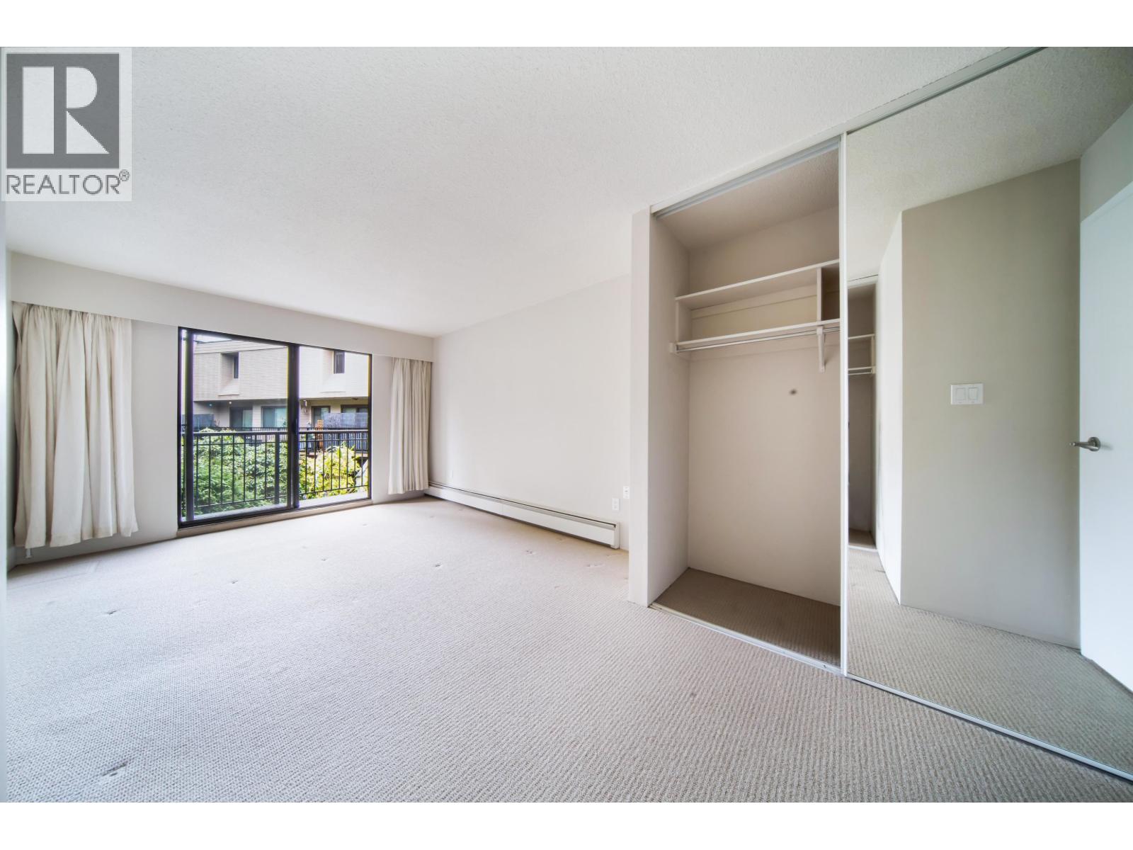 320 1385 DRAYCOTT ROAD, North Vancouver