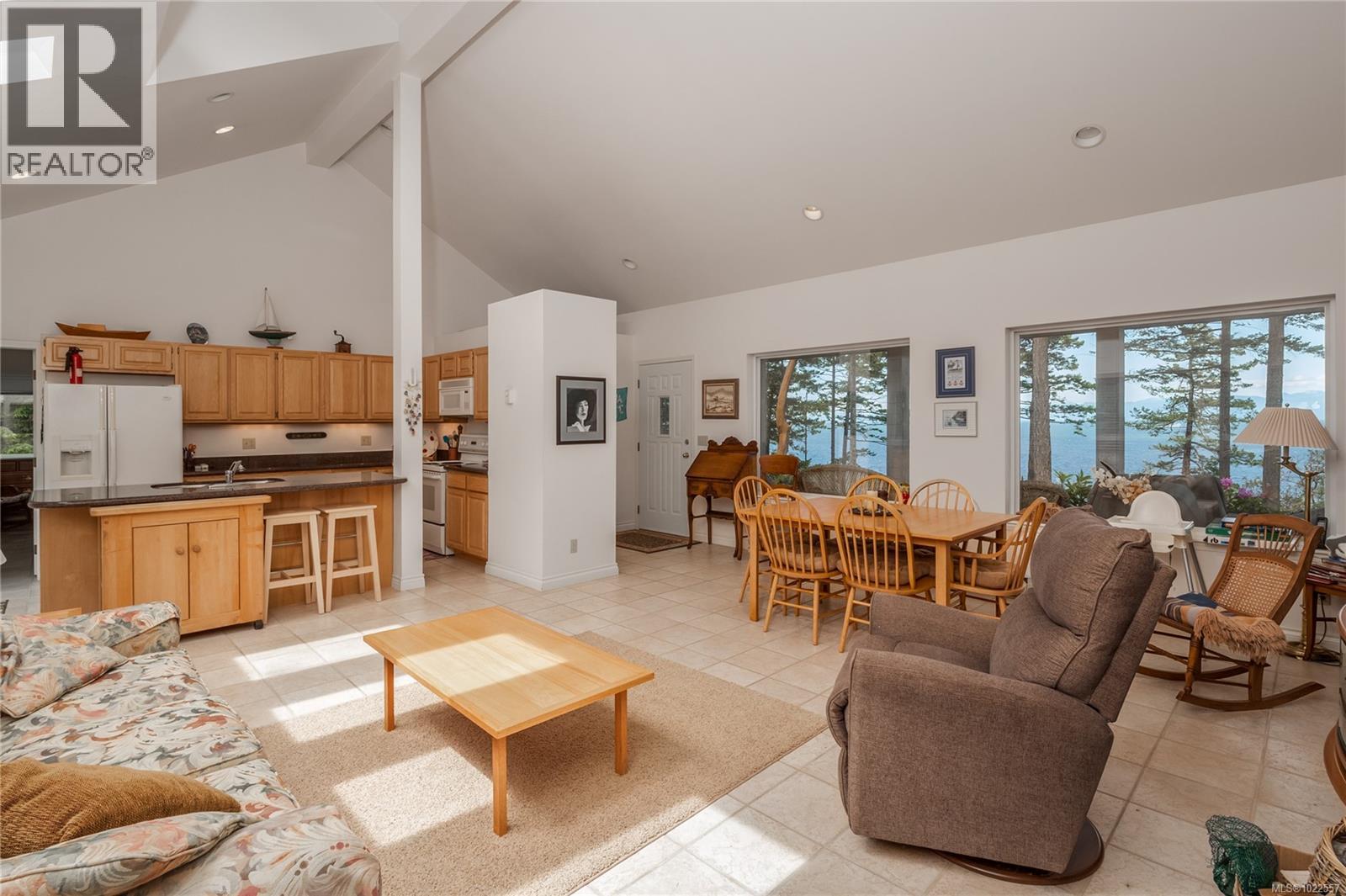 2660 Kevan Dr, Gabriola Island