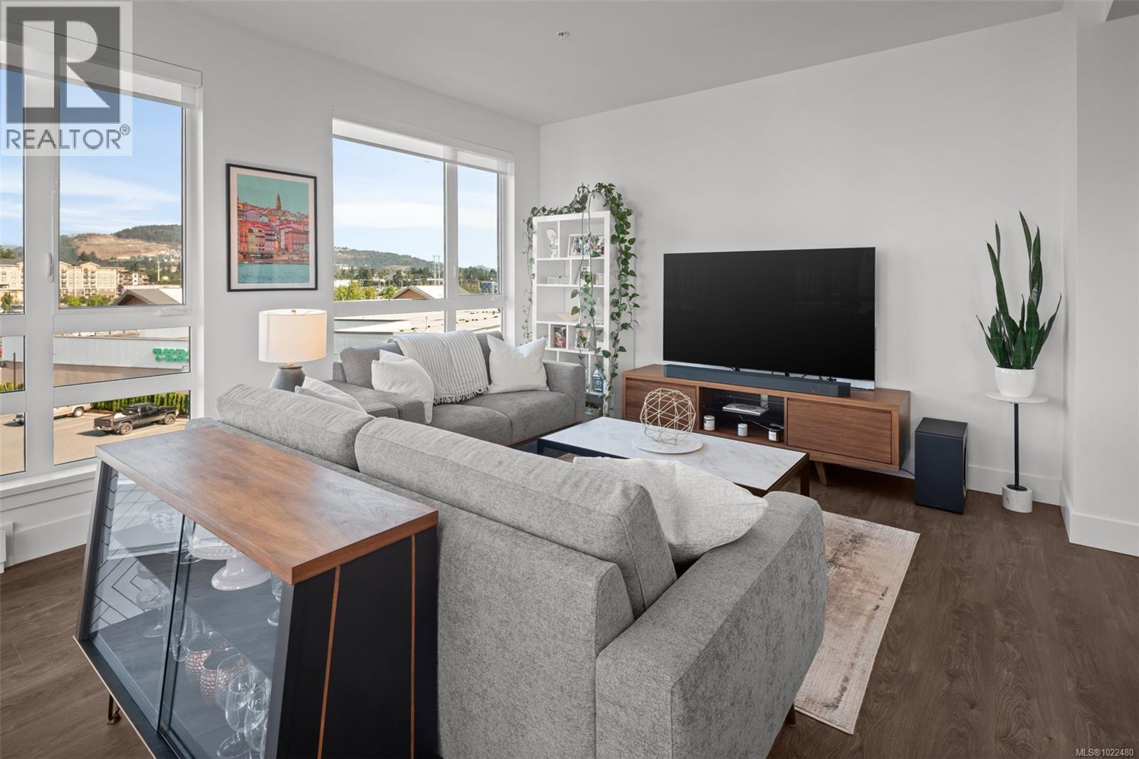 444 920 Reunion Ave, Langford