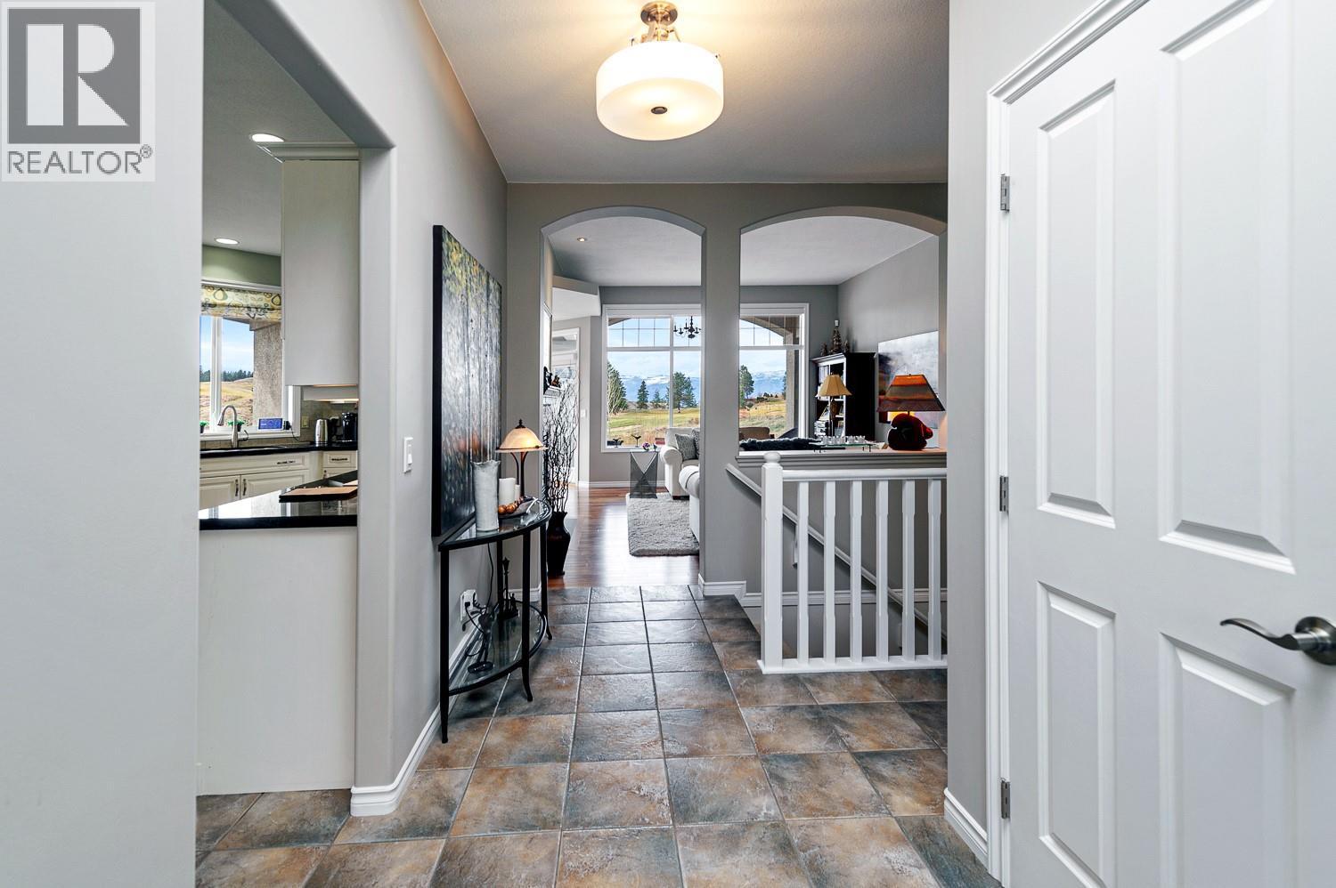 13 3888 Gallaghers Pinnacle Way, Kelowna