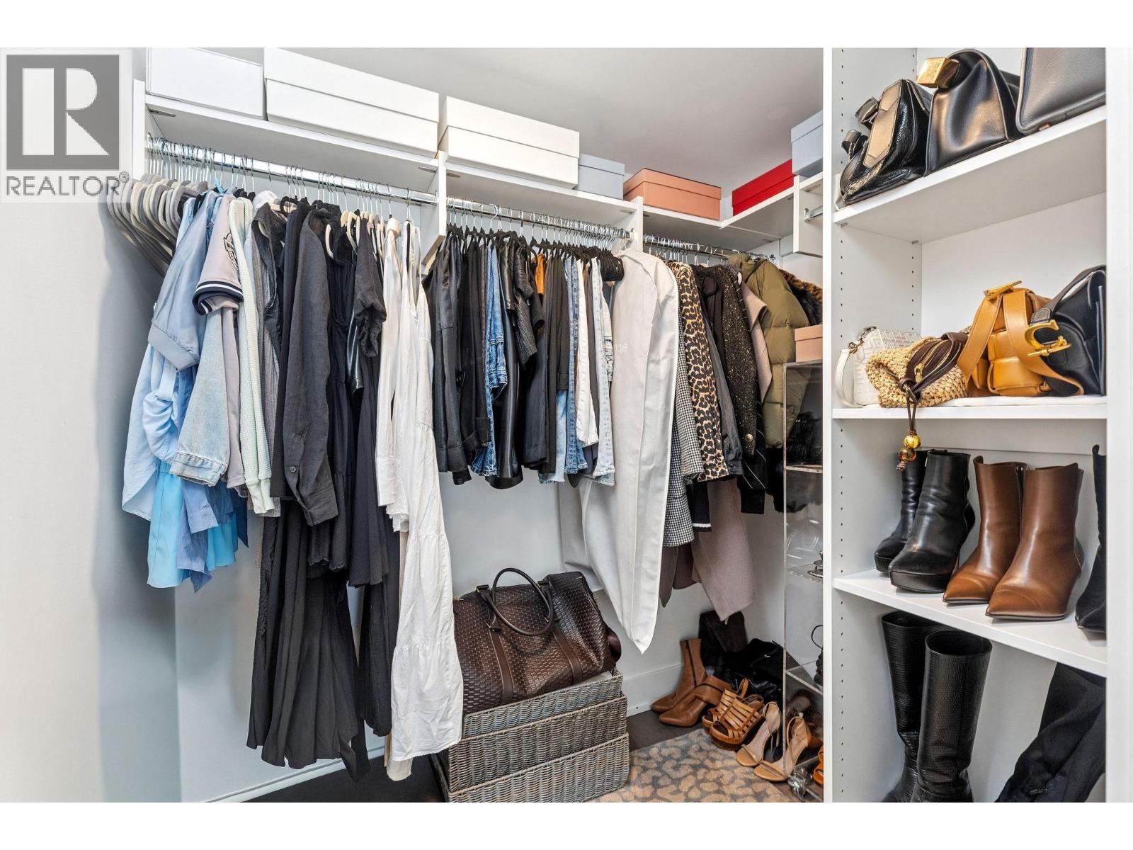 134 2070 CURLING ROAD, North Vancouver