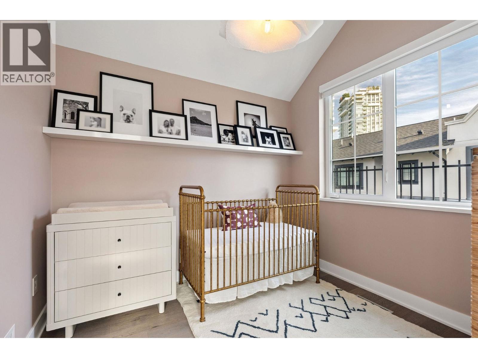 134 2070 CURLING ROAD, North Vancouver