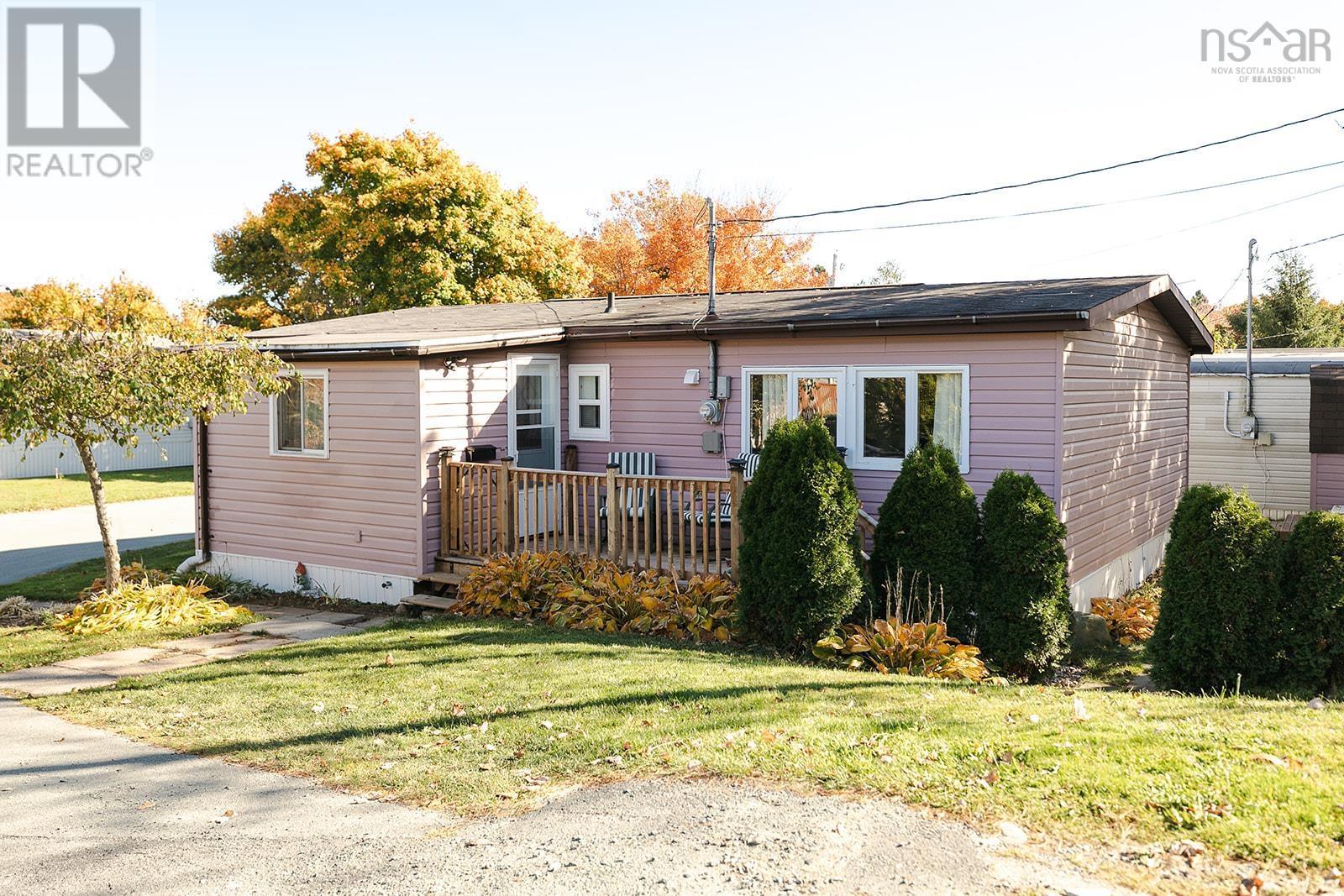 Property 22 of 37 of 45 Mulgrave Lane