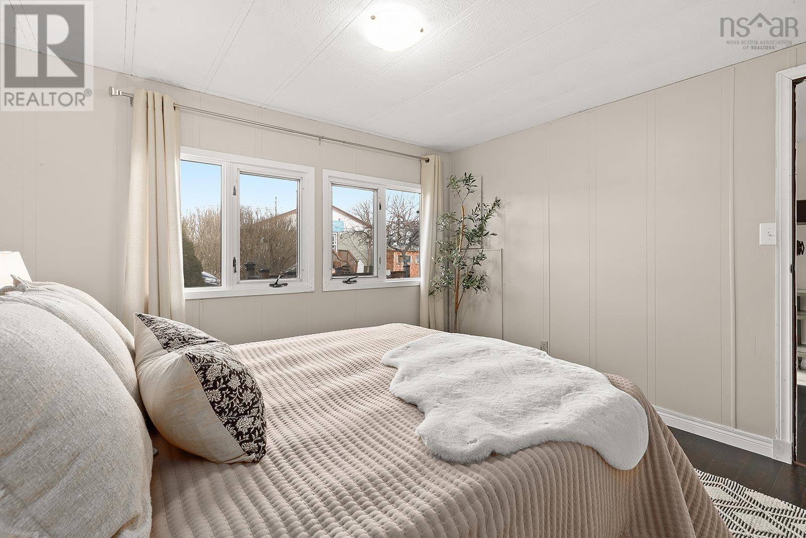 Property 35 of 37 of 45 Mulgrave Lane