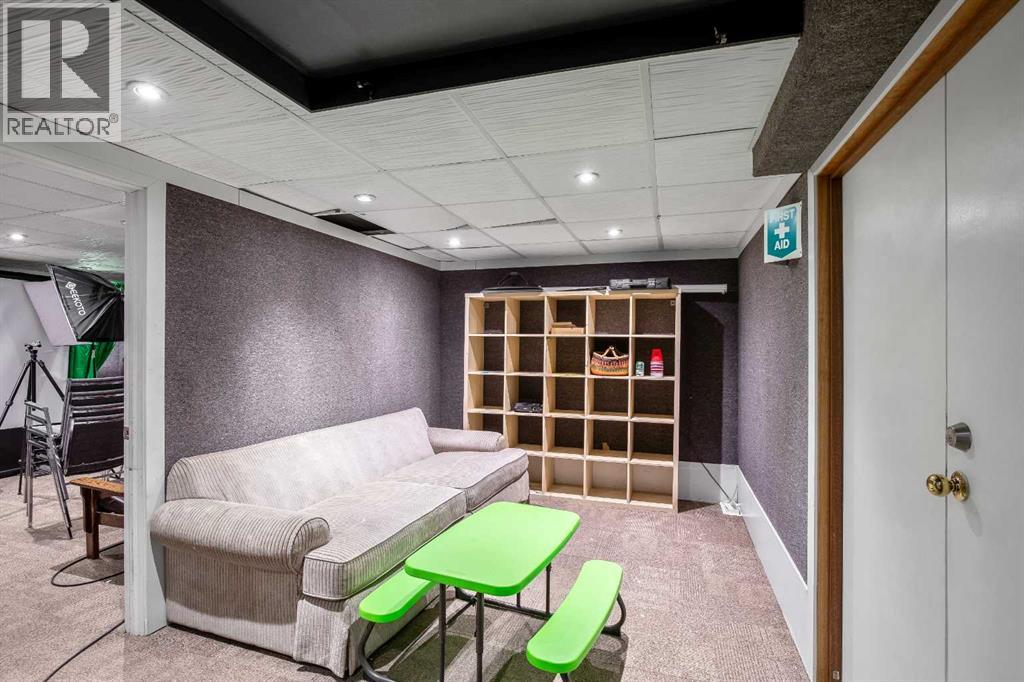 Industrial for Sale in   Avenue SE Inglewood Calgary 